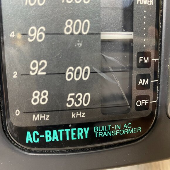 Panasonic Portable Radio Model RF-544 Matsushita AM/FM Band 8" X 4.5" X 2" - Picture 6 of 8